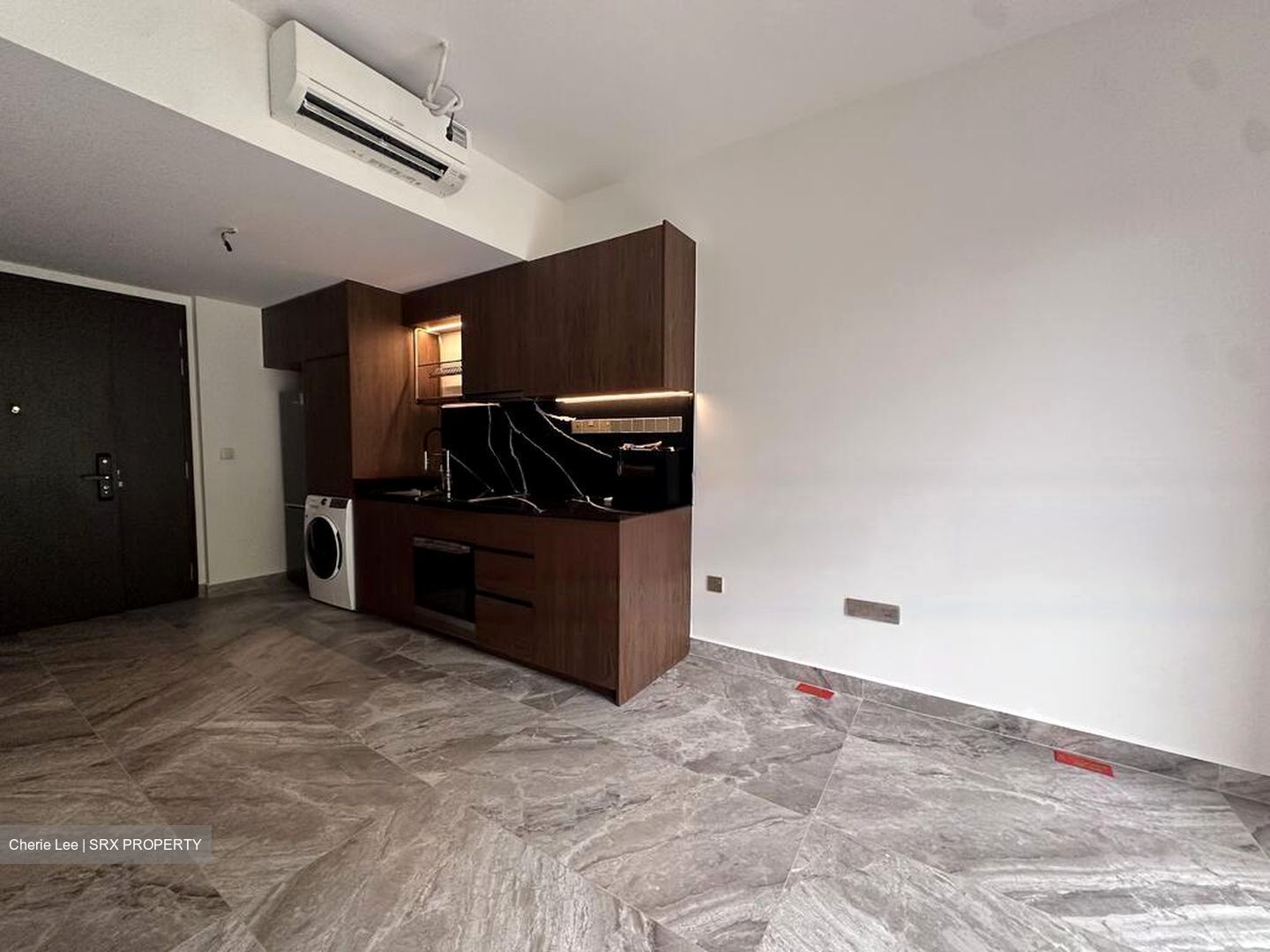 The Commodore (D27), Condominium #461754651